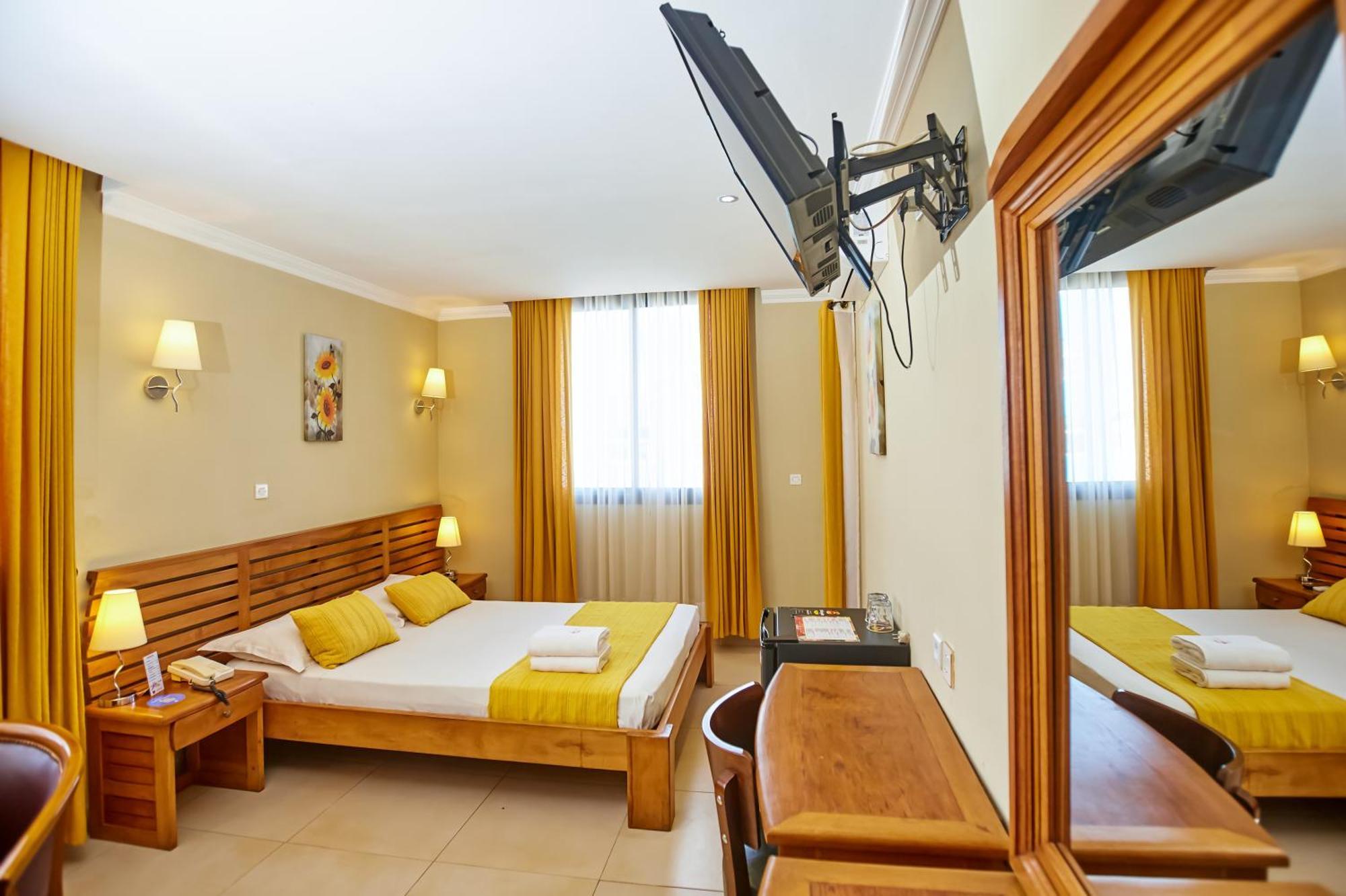 Anjary Hotel Antananarivo Exterior foto