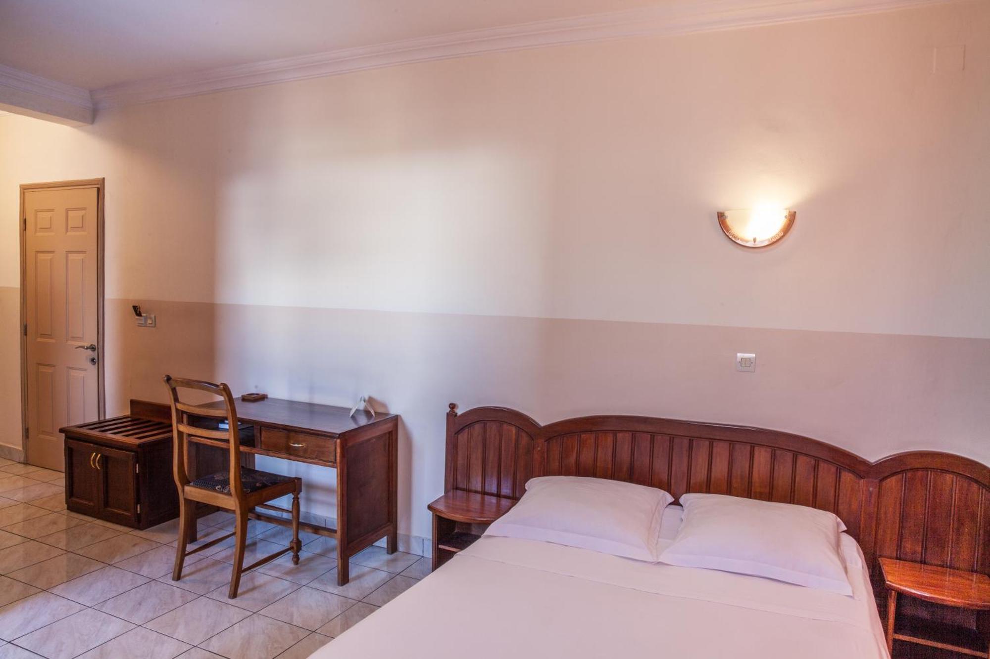 Anjary Hotel Antananarivo Cameră foto