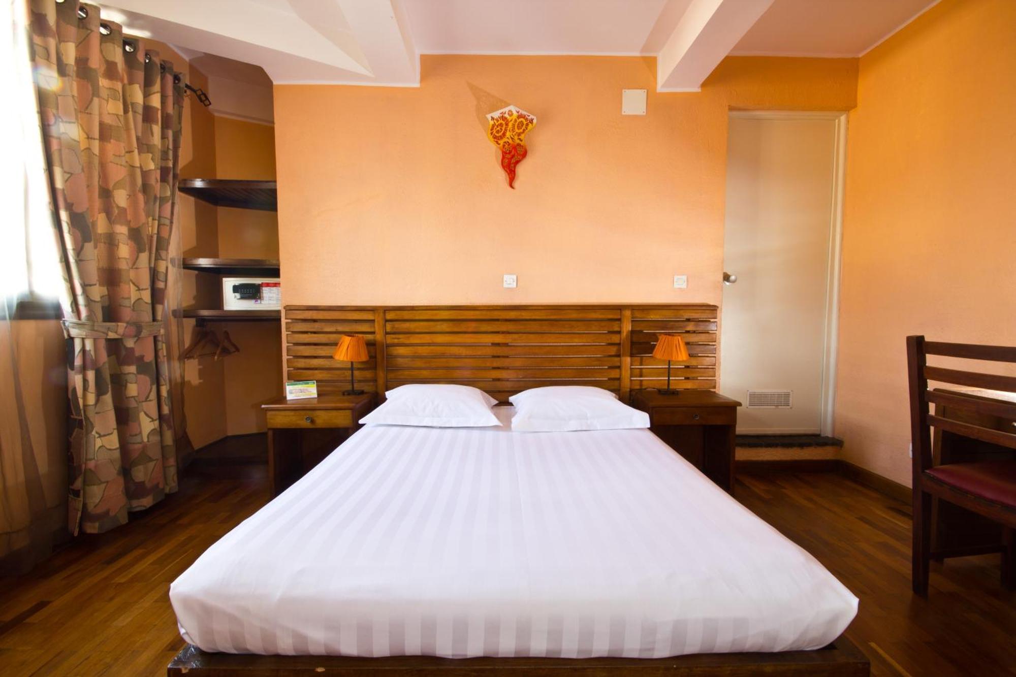 Anjary Hotel Antananarivo Cameră foto